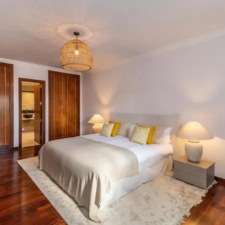 Vacation I Adelfas, Andalusian Style, Private Pool, Sea View Villa Marbella