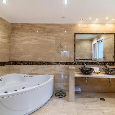 Vacation I Adelfas, Andalusian Style, Private Pool, Sea View