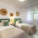 Villa Andalusian Sun With Private Pool & Bbq - Eaw Homes