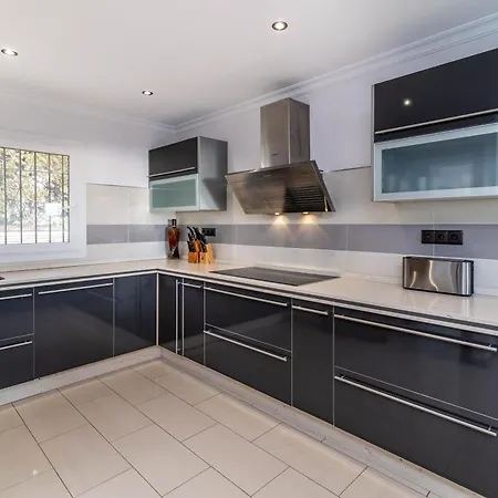 וילה Andalusian Sun With Private Pool & Bbq - Eaw Homes *