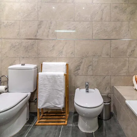 Villa Andalusian Sun With Private Pool & Bbq - Eaw Homes