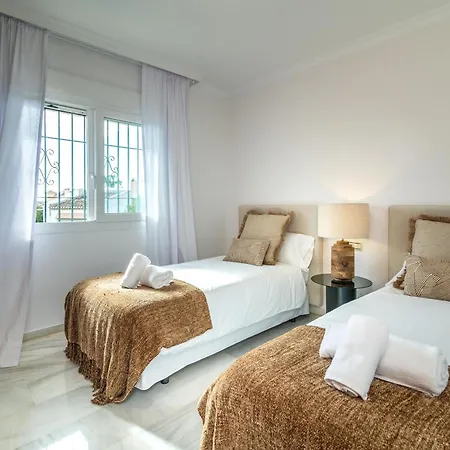 Andalusian Sun With Private Pool & Bbq - Eaw Homes * Μαρμπέλλα