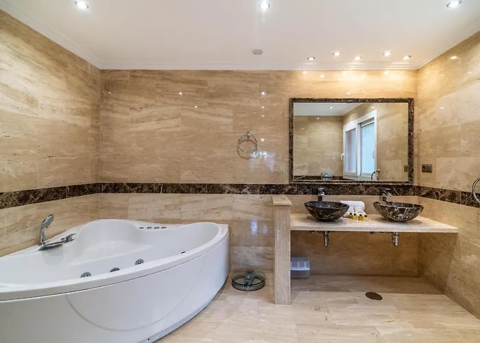 Vacation I Adelfas, Andalusian Style, Private Pool, Sea View