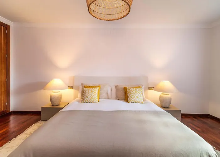 Andalusian Sun Villa With Private Pool & Bbq - Eaw Homes