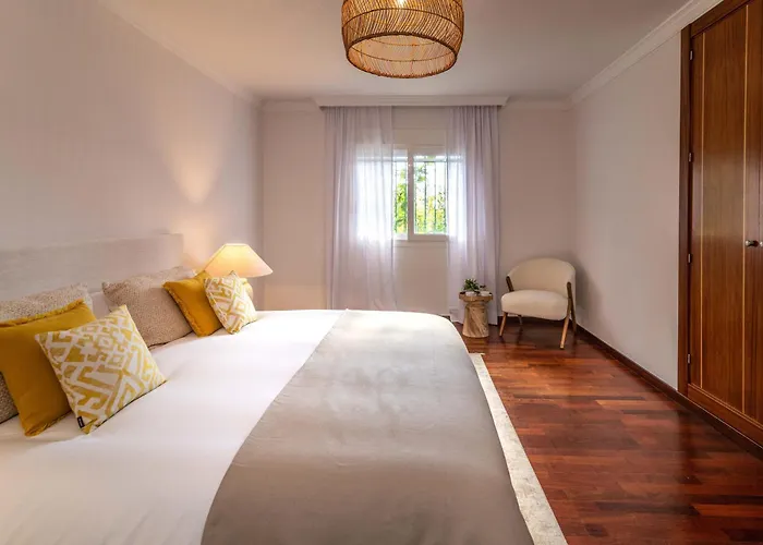 Andalusian Sun Villa With Private Pool & Bbq - Eaw Homes ヴィラ マルベーリャ