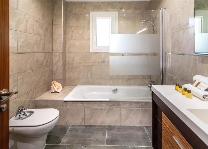 Villa Andalusian Sun Villa With Private Pool & Bbq - Eaw Homes Marbella