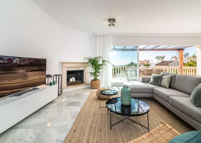 Villa Andalusian Sun Villa With Private Pool & Bbq - Eaw Homes *