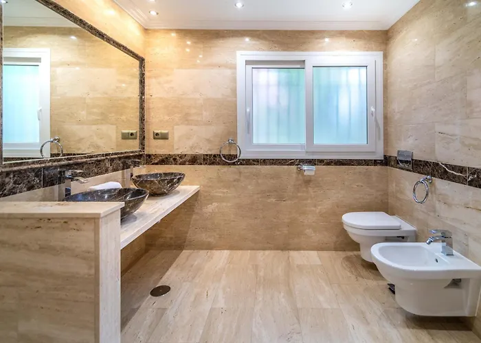 ヴィラ Andalusian Sun Villa With Private Pool & Bbq - Eaw Homes マルベーリャ