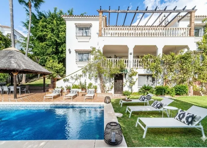 Villa Andalusian Sun Villa With Private Pool & Bbq - Eaw Homes